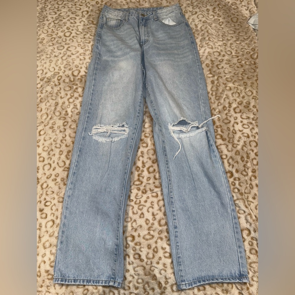 SHEIN Light Blue Distressed Straight Leg Jeans